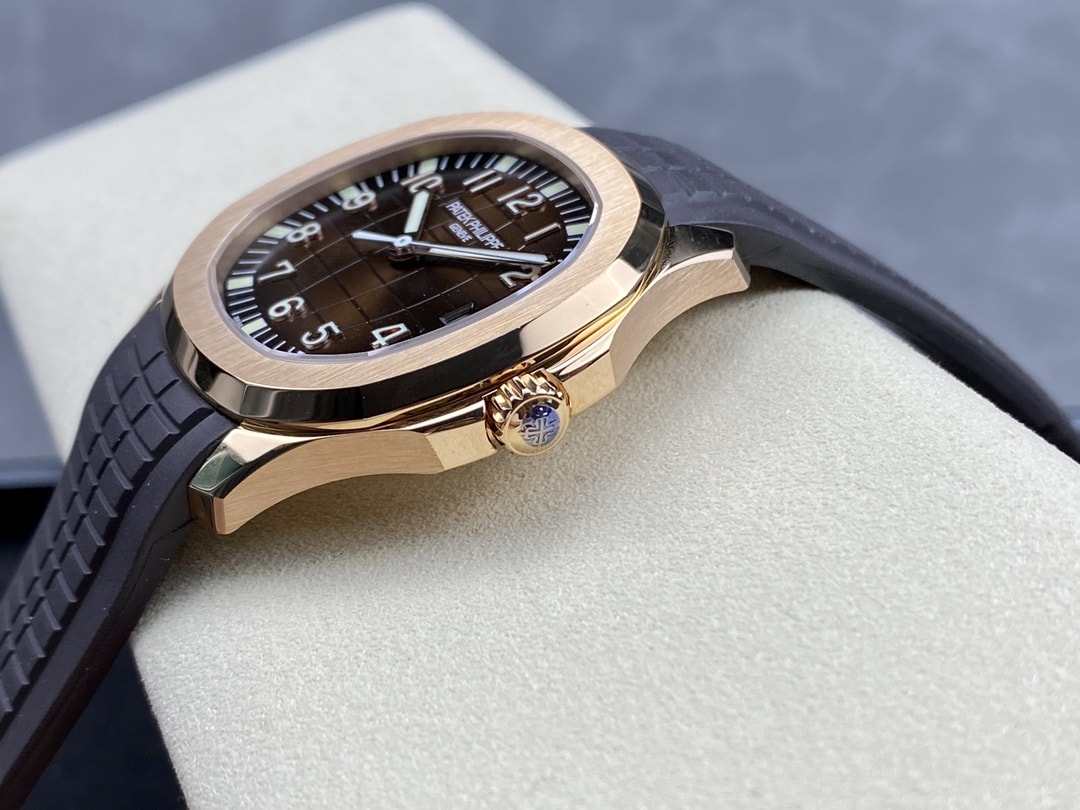 Fake Patek Philippe Replica Watch Aquanaut Date Sweep Seconds Rose Gold Brown Dial 5167R-001 3KF(1:1 replica)