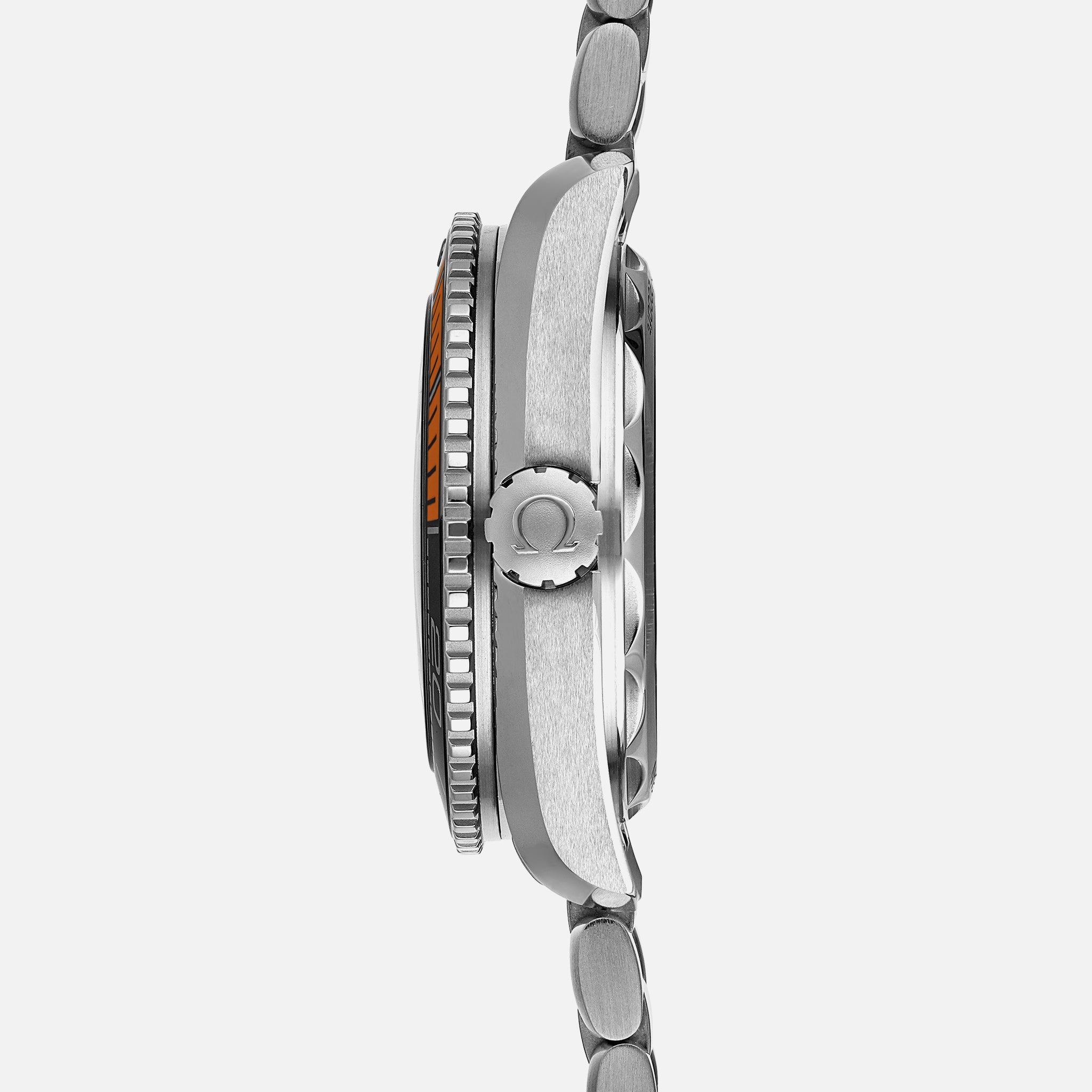 Seamaster Planet Ocean 600M Co-Axial Master Chronometer 43.5mm Black Dial With Orange Accents On Bracelet(1:1 replica)