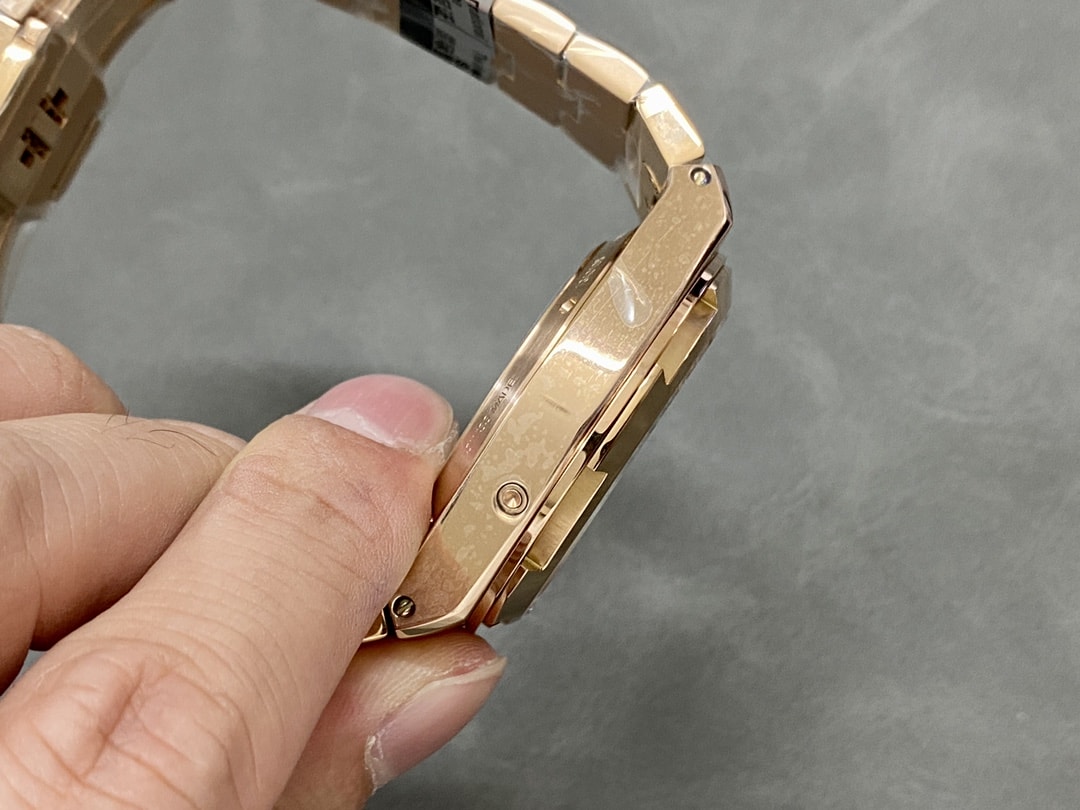 Fake Vacheron Constantin Replica Watch Overseas perpetual calendar ultra-thin skeleton Boutique Exclusive 41.5 MM PINK GOLD 4300V/220R-B642(1:1 replica)