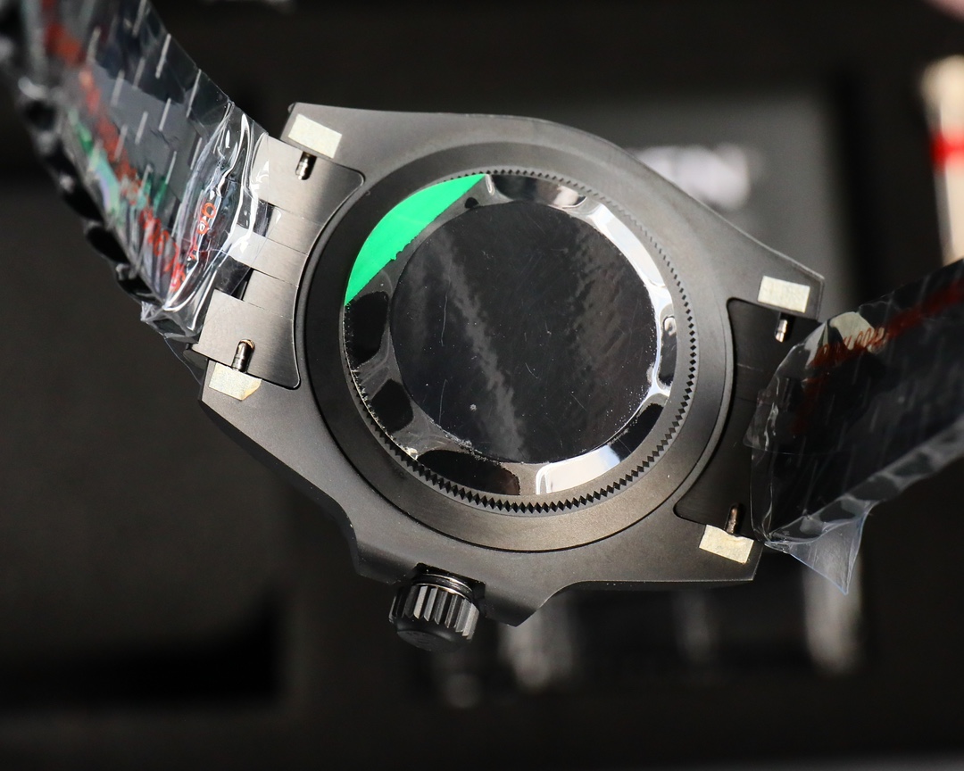 Rolex Dark Legend Submariner - DLC Black Finish - 40MM - Cyan(1:1 replica)