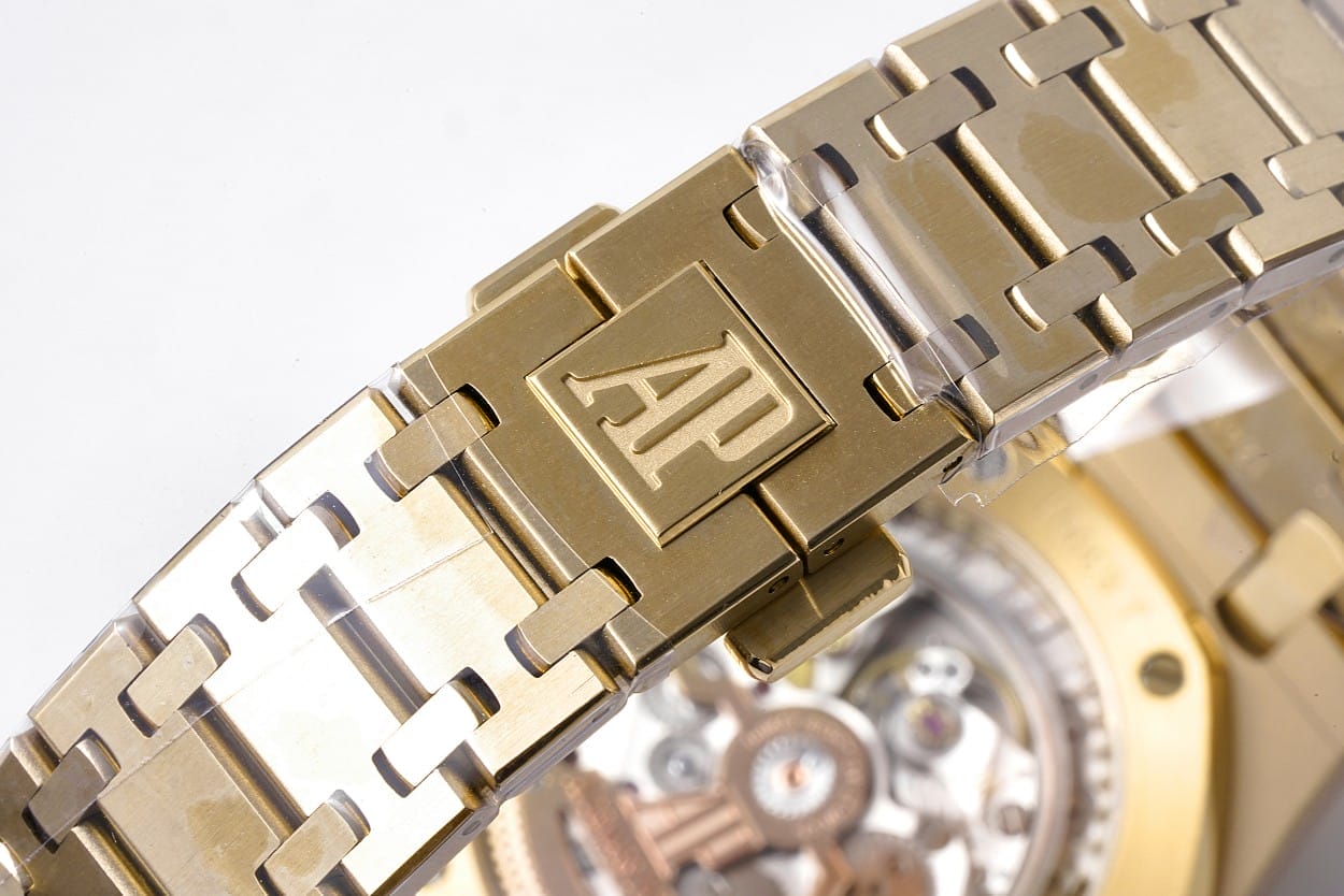 Audemars Piguet Replica Watch Royal Oak Extra-Thin Yellow Gold Blue Index 39mm Yellow Gold Bracelet 15202BA.OO.1240BA.01-BFV2(1:1 replica)