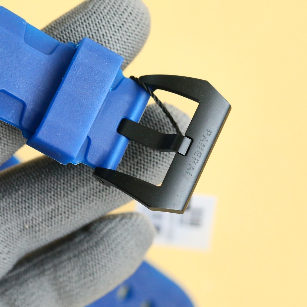 Panerai Submersible Luna Rossa Carbotech™ watch PAM01563(1:1 replica)