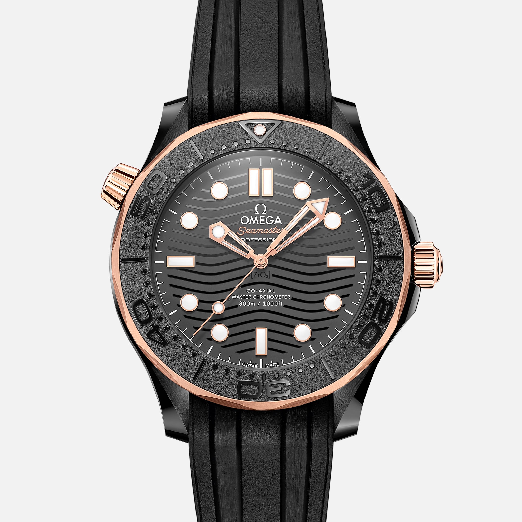 Seamaster Diver 300M Co-Axial Master Chronometer 43.5mm Black Ceramic And Sedna Gold on Rubber Strap(1:1 replica)