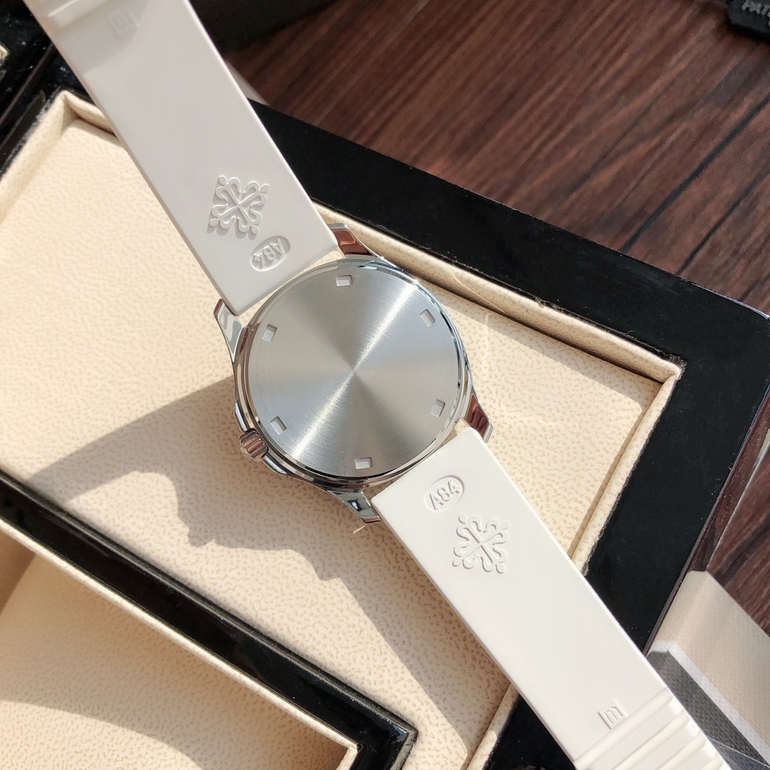 Fake Patek Philippe Replica Watch Aquanaut Ladies Stainless Steel Composite 5067A-024 TWF(1:1 replica)