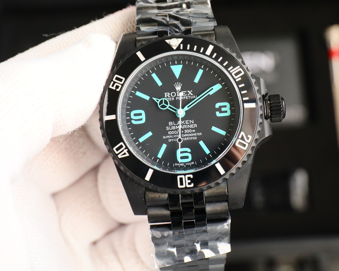 Rolex Dark Legend Submariner - DLC Black Finish - 40MM - Cyan(1:1 replica)