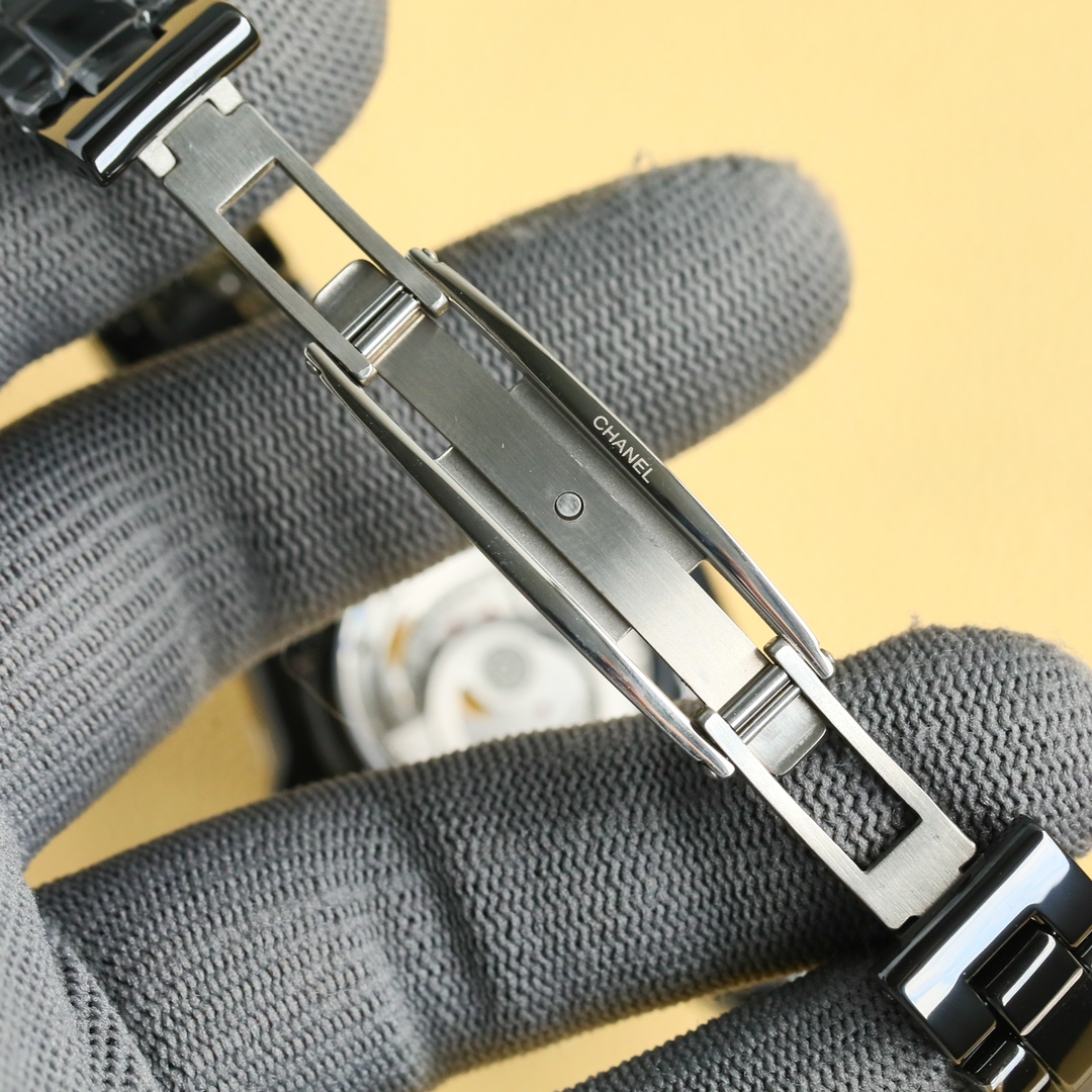 New Super Ceramic - Chanel J12 33mm watch! Goddess Benefits - Black(1:1 replica)
