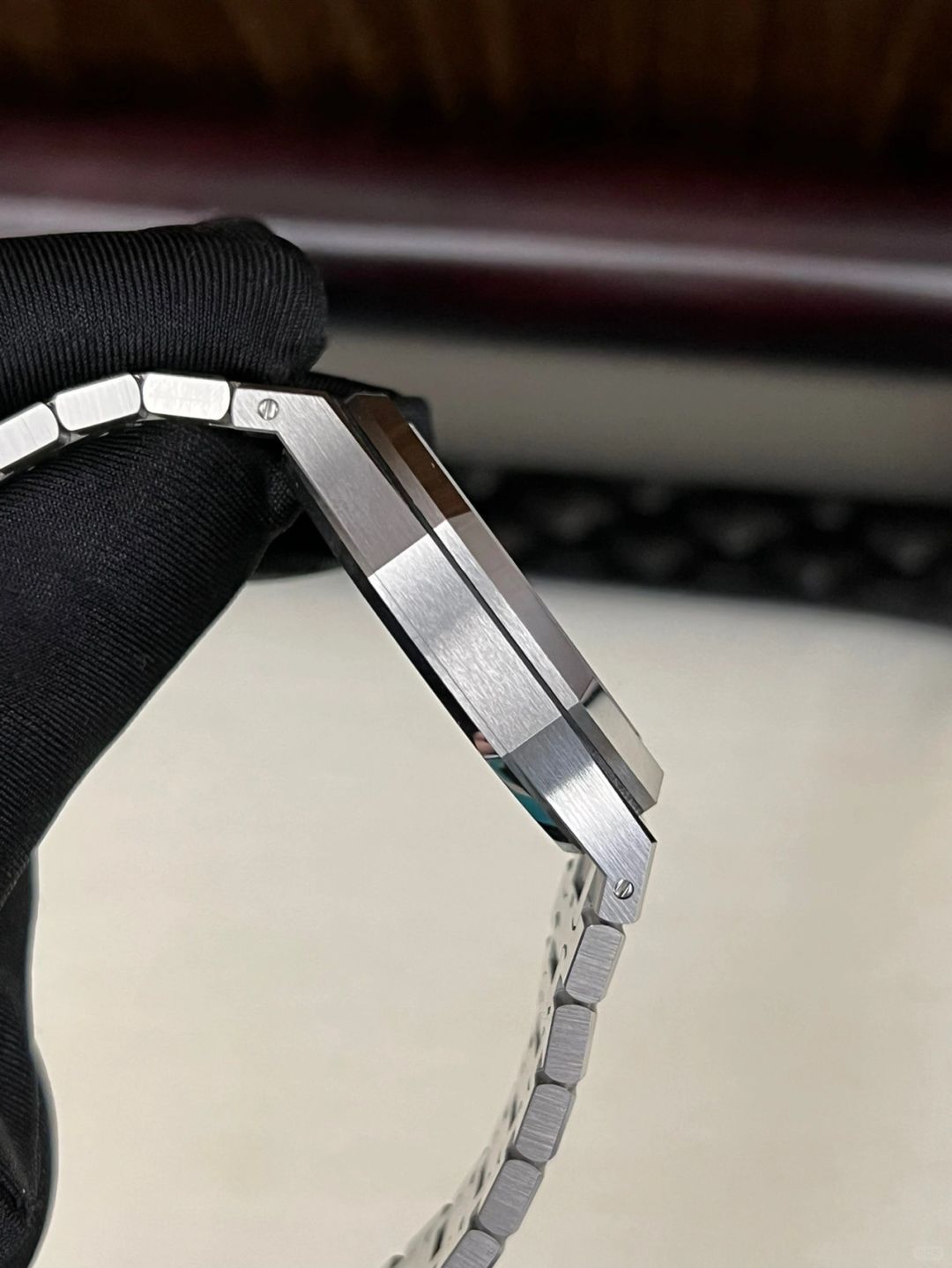 Audemars piguet Royal Oak Series 15500ST.OO.1220ST.04(1:1 replica)