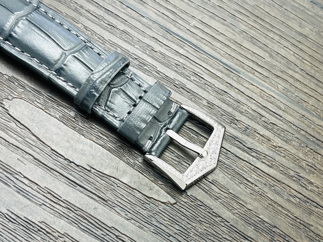 Fake Diamond Watch Patek Philippe Replica Complications Annual Calendar Moon Phases White Gold White Mother of Pearl Dial 38mm Diamond Bezel 4948G-010(1:1 replica)