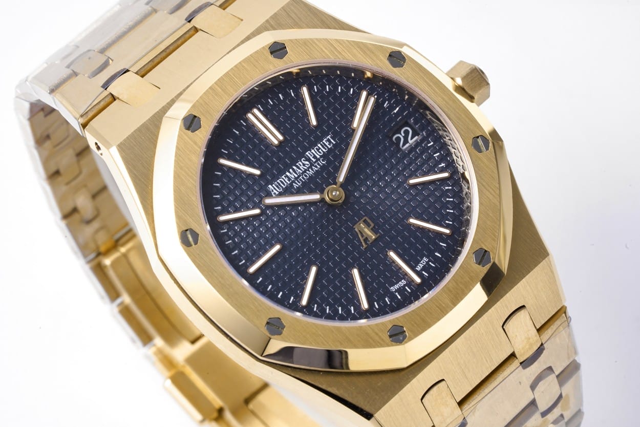 Audemars Piguet Replica Watch Royal Oak Extra-Thin Yellow Gold Blue Index 39mm Yellow Gold Bracelet 15202BA.OO.1240BA.01-BFV2(1:1 replica)