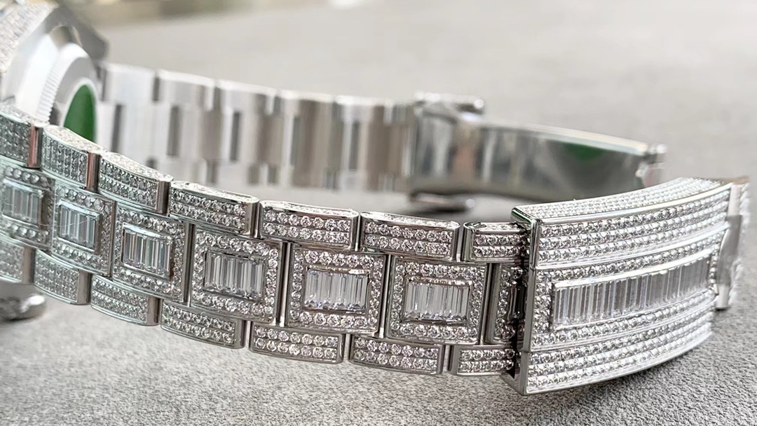 Rolex Submariner Diamond Pavé Special-Blue Diamonds-full diamonds-40MM(1:1 replica)