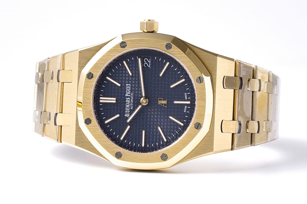 Audemars Piguet Replica Watch Royal Oak Extra-Thin Yellow Gold Blue Index 39mm Yellow Gold Bracelet 15202BA.OO.1240BA.01-BFV2(1:1 replica)