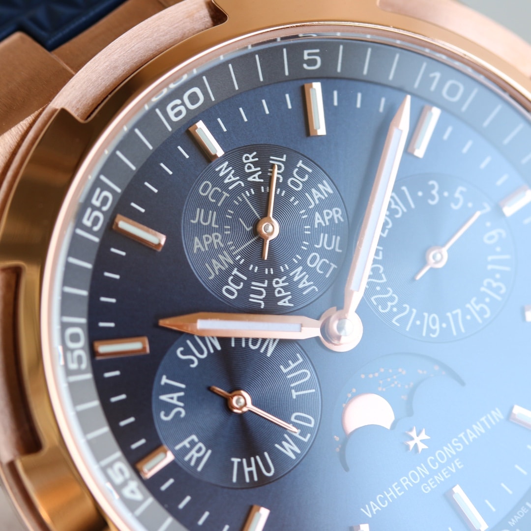 Fake Vacheron Constantin Replica Watches Overseas perpetual calendar ultra-thin Boutique Exclusive 41.5 MM PINK GOLD 4300V/220R-B509(1:1 replica)