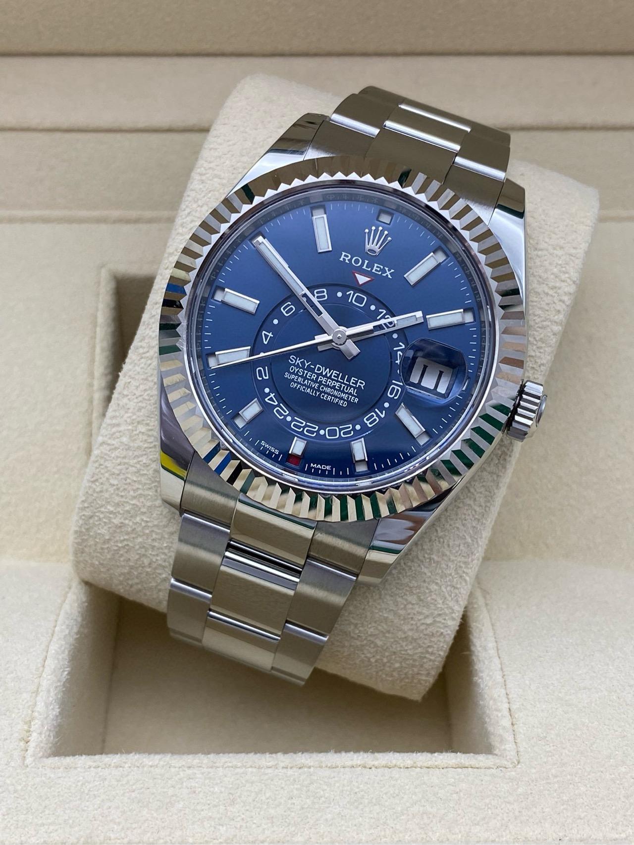 Sky Dweller Blue Dial 18K White Gold Bezel Steel Jubilee Men's Watch 326934(1:1 replica)