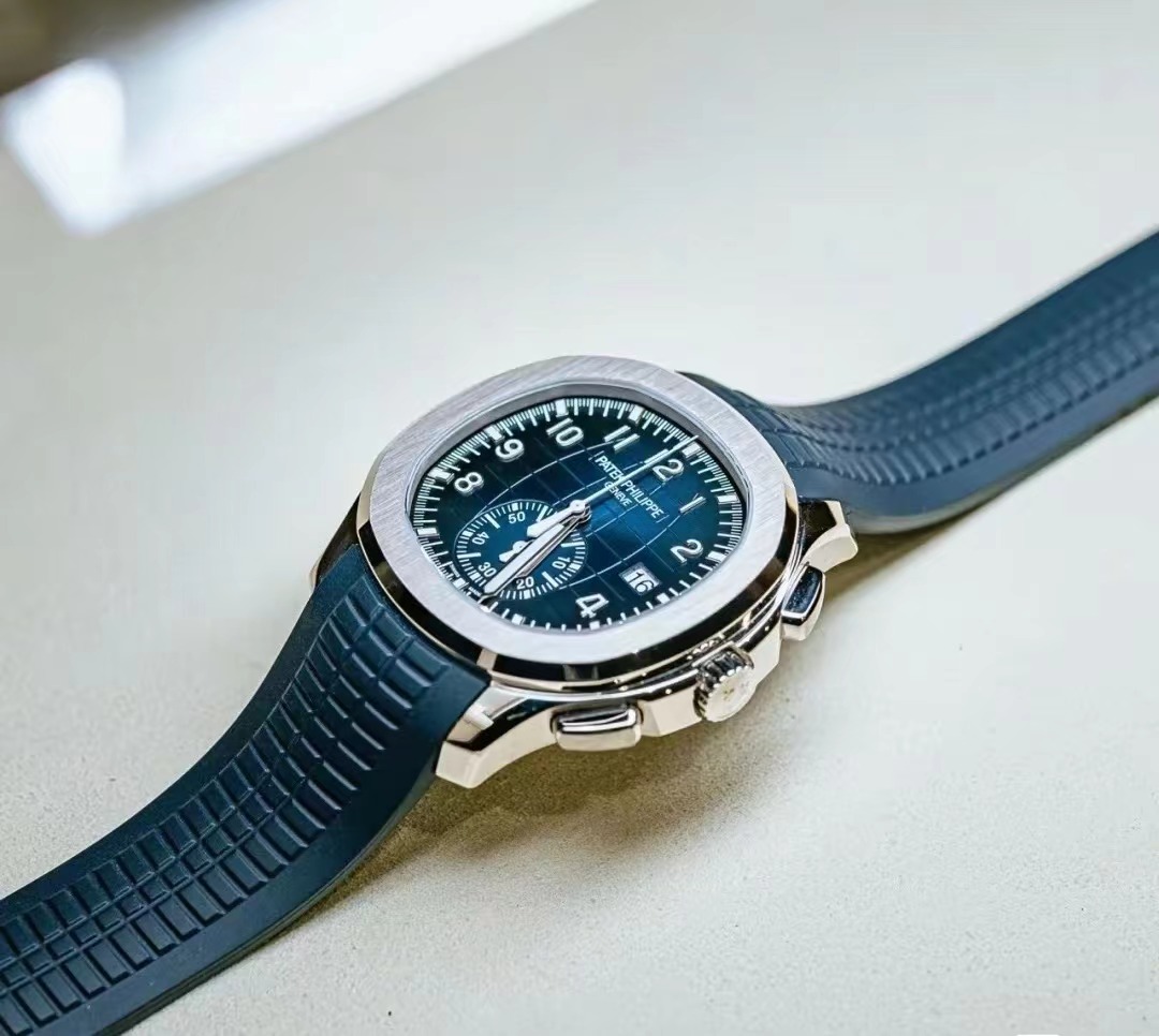 PATEK PHILIPPE AQUANAUT 120m Waterproof Automatic Mechanical Movement Composite Waterproof Material Strap 42.2mm Men's Blue 5968G-001(1:1 replica)