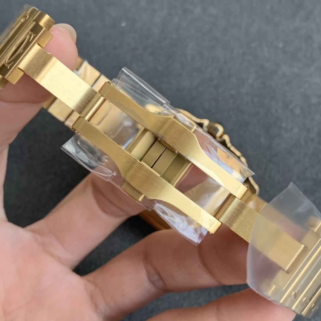 Fake cartier watch Santos large model mechanical movement Santos De Cartier Large Yellow Gold WGSA0029 GF(1:1 replica)