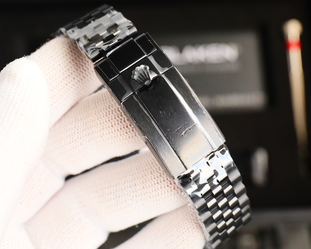 Rolex Dark Legend Submariner - DLC Black Finish - 40MM - Rose Red(1:1 replica)