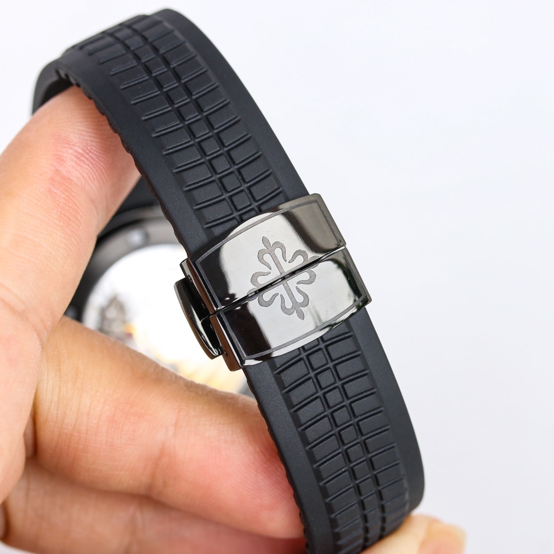 Fake Patek Philippe Replica Watch Aquanaut Limited Edition Black DLC-PVD(1:1 replica)