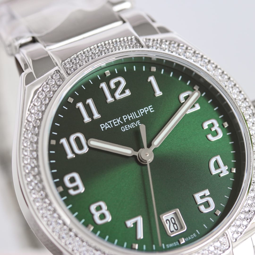 Fake Diamond Watch For Women Patek Philippe Replica Twenty~4 Ladies Stainless Steel Olive Green Dial 7300/1200A-011(1:1 replica)