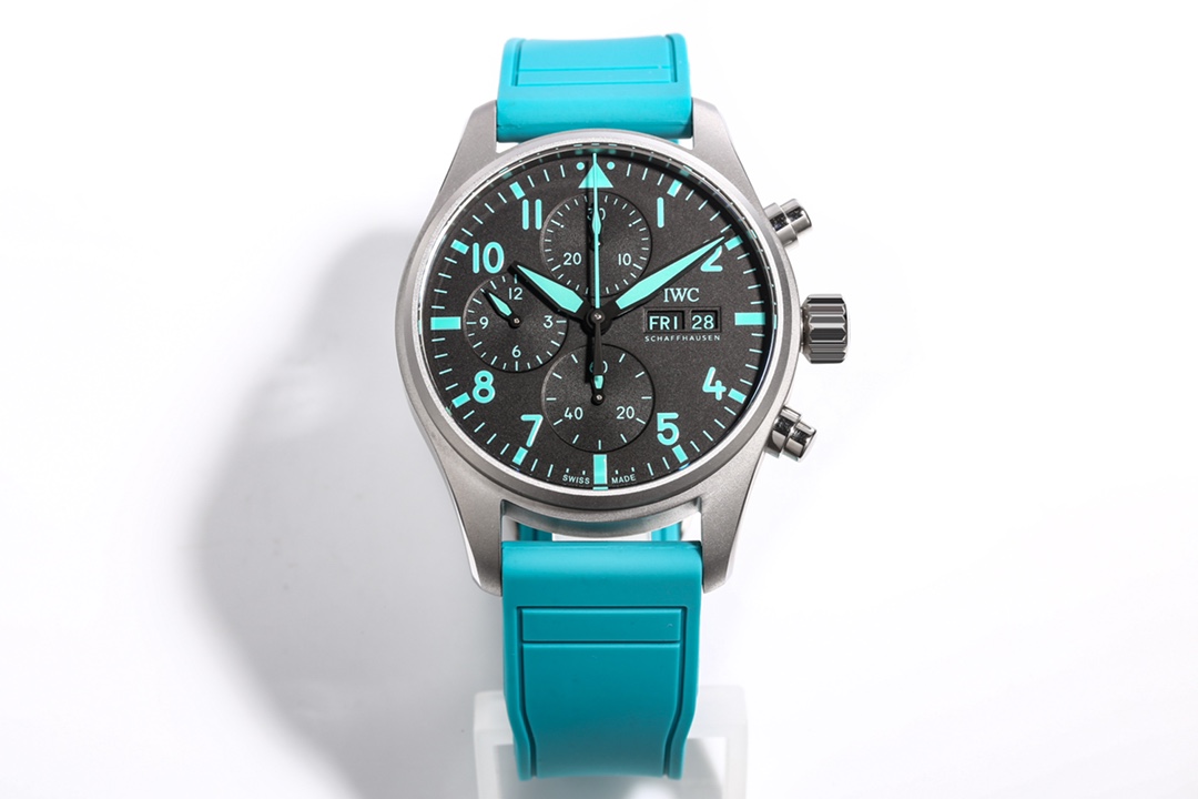 IWC Pilot's New Model IW388106(1:1 replica)