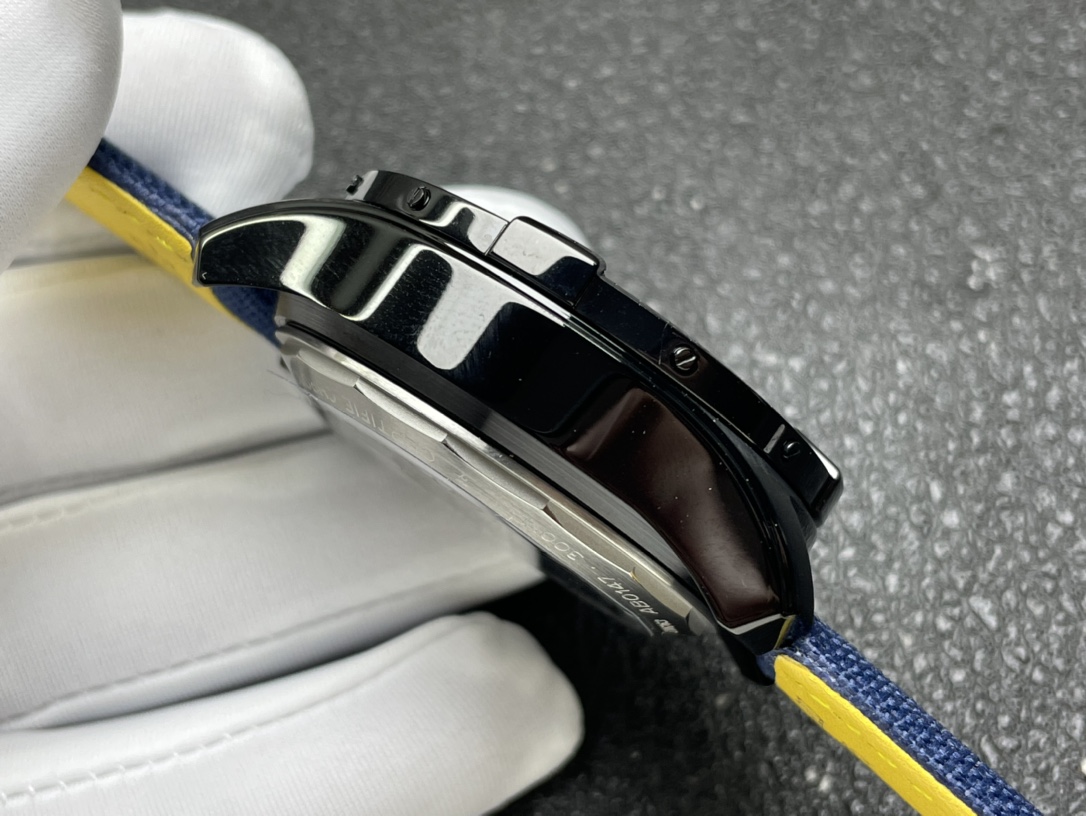 Breitling BLS Avenger Chronograph Series(1:1 replica)