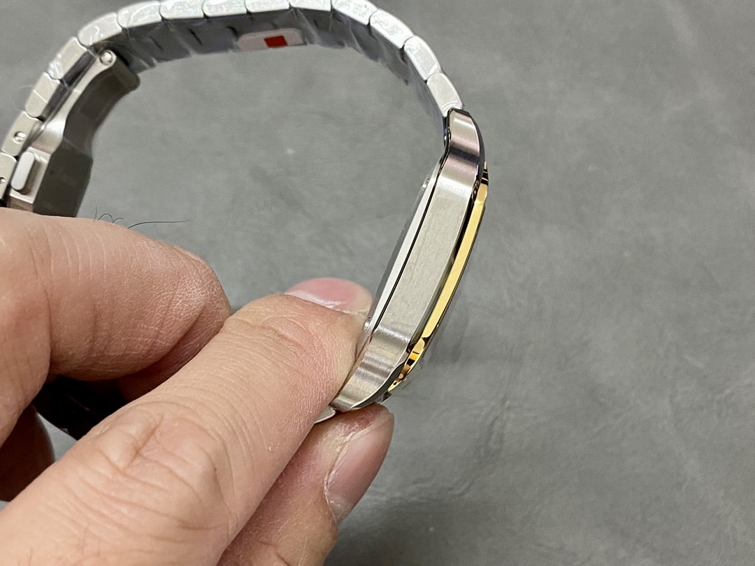 Fake Cartier Watch Santos medium model Manufacture mechanical movement Steel/Yellow Gold Silver Dial W2SA0016(1:1 replica)