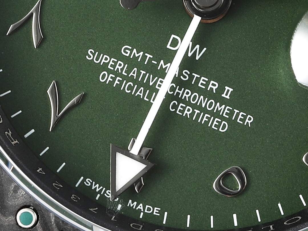 Diw New Rolex Ultra Limited Edition GMT-MASTER II-Carbon Fiber-Green(1:1 replica)