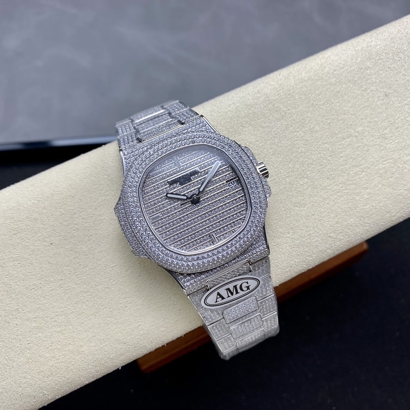 Fake Diamond Watch Patek Philippe Replica 5719/1G-001 Nautilus 40mm White Gold Diamond Pave White Gold Diamond Set Automatic AMG(1:1 replica)