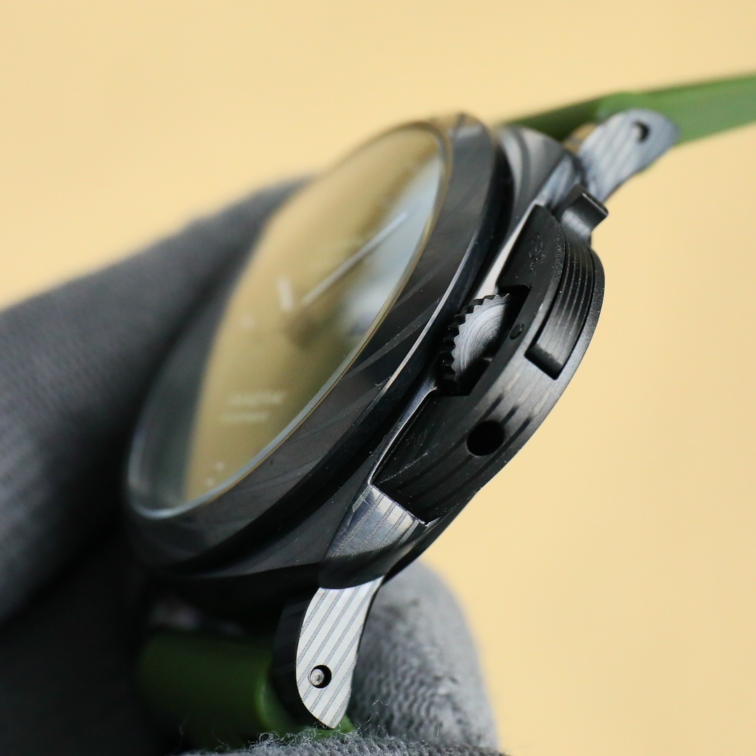 Panerai SUBMERSIBLE BMG-TECH™ ─ 47mm(1:1 replica)