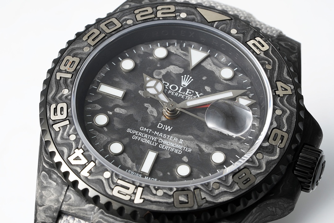 Diw New Rolex Ultra Limited Edition GMT-MASTER II - Carbon Fiber - Black Graffiti(1:1 replica)