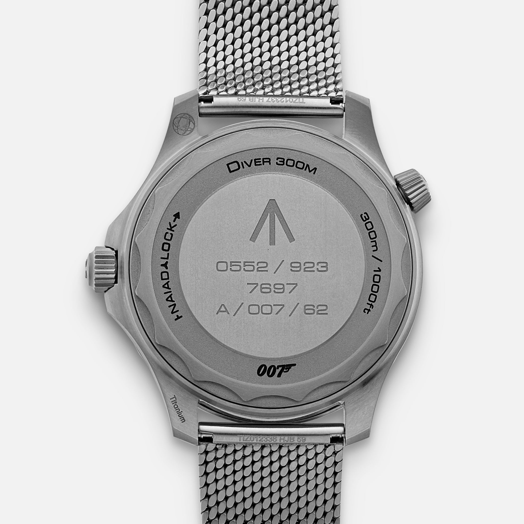 Seamaster Diver 300M Co-Axial Master Chronometer 42mm Titanium 007 Edition On Bracelet(1:1 replica)