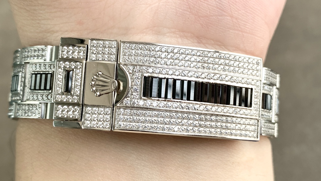 Rolex Submariner Special Diamonds - Iridescent Diamonds - All Diamonds - 40mm(1:1 replica)