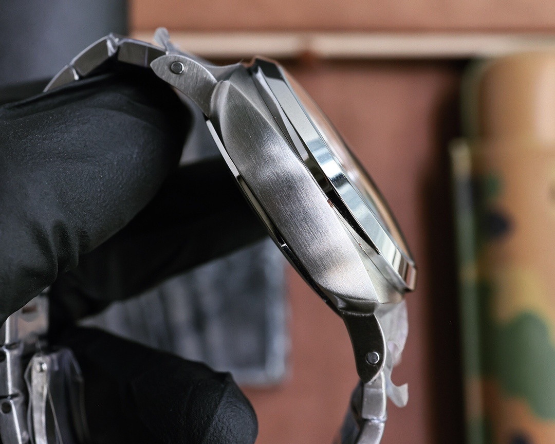 Panerai Luminor Quaranta BiTempo PAM01367(1:1 replica)