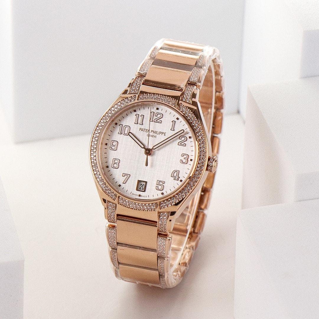Fake Diamond Watch Replica Patek Philippe Twenty~4 Ladies Rose Gold Silver Dial 7300/1201R-001(1:1 replica)