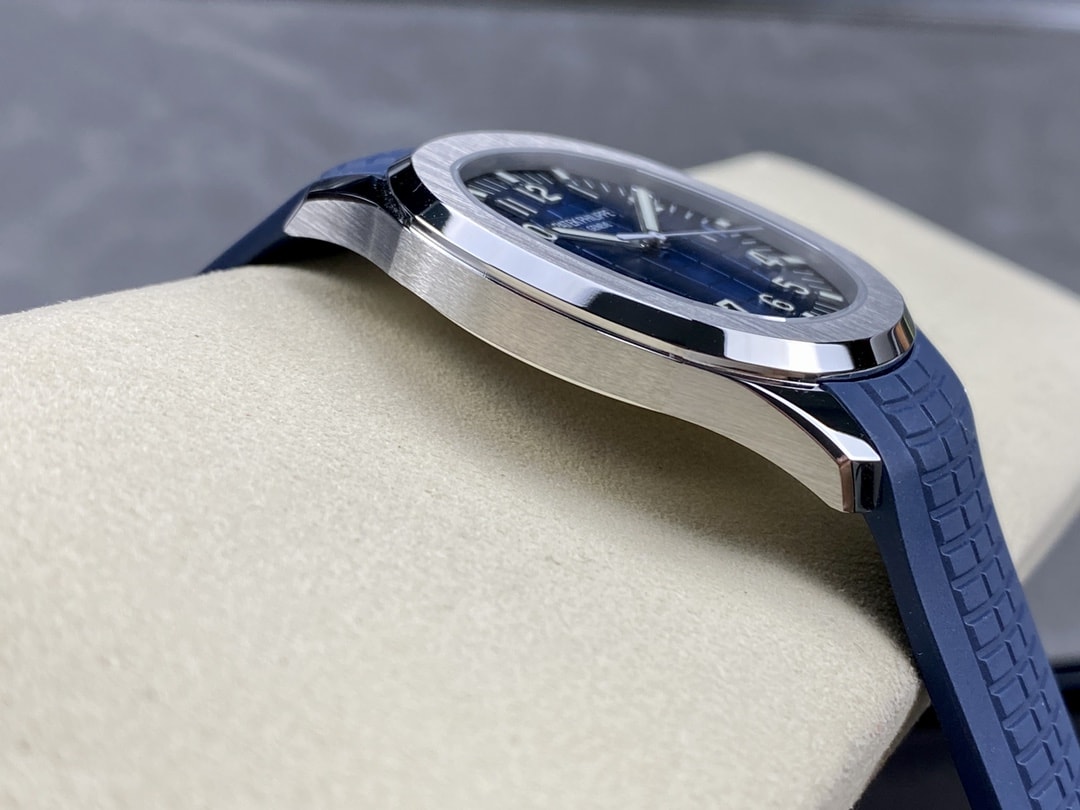 Fake Patek Philippe Replica Watch Aquanaut “Jumbo” White Gold Blue Dial 5168G-001 3KF(1:1 replica)