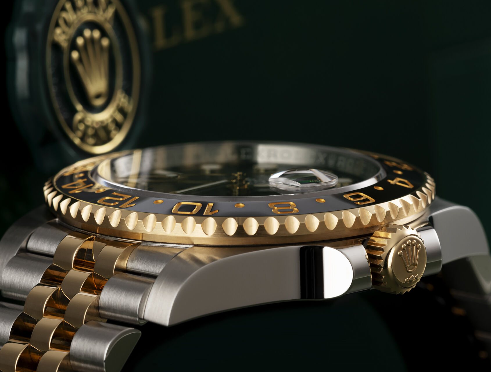 Rolex GMT II m126713GRNR-0001(1:1 replica)