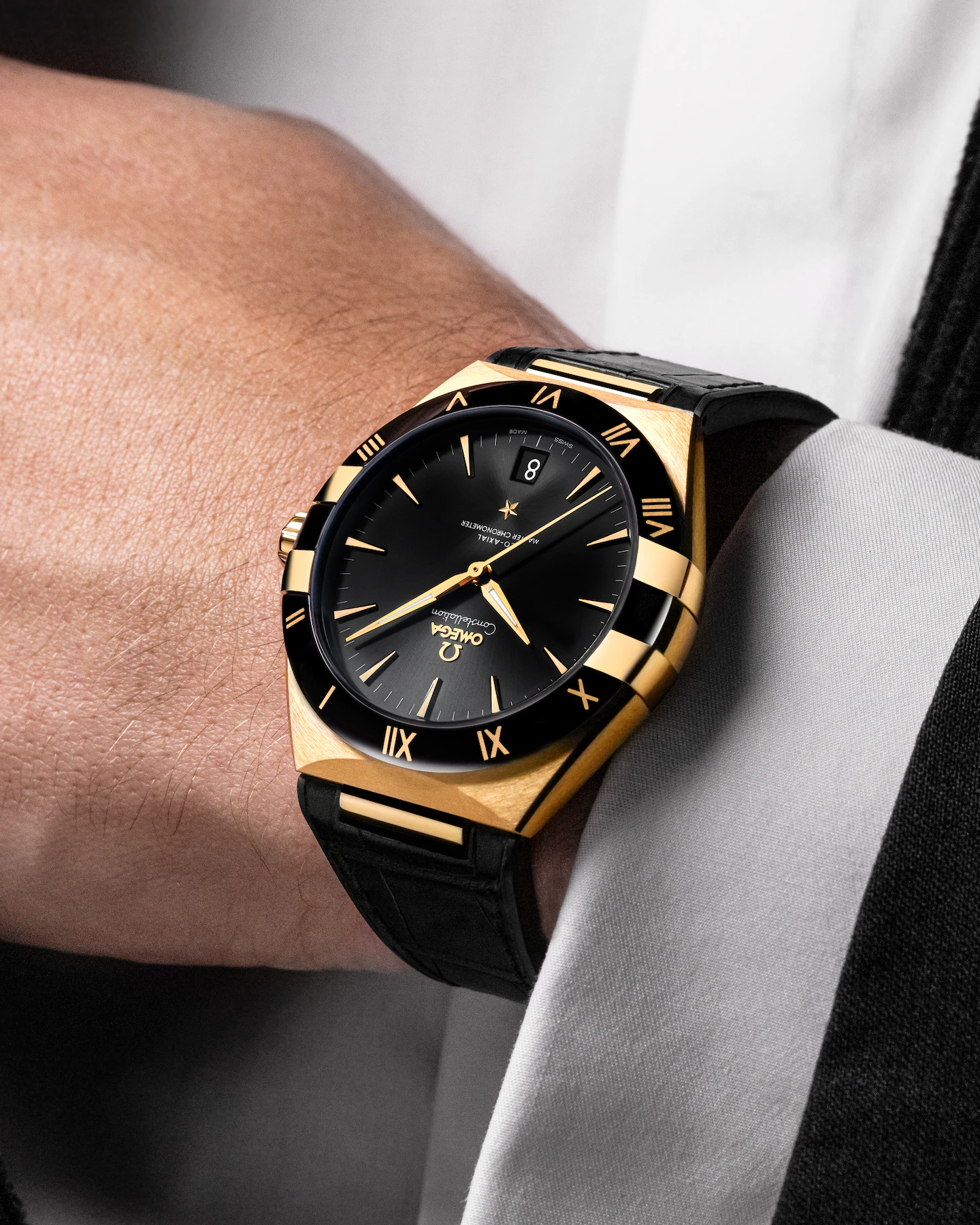 Constellation 41 mm, yellow gold on leather strap(1:1 replica)