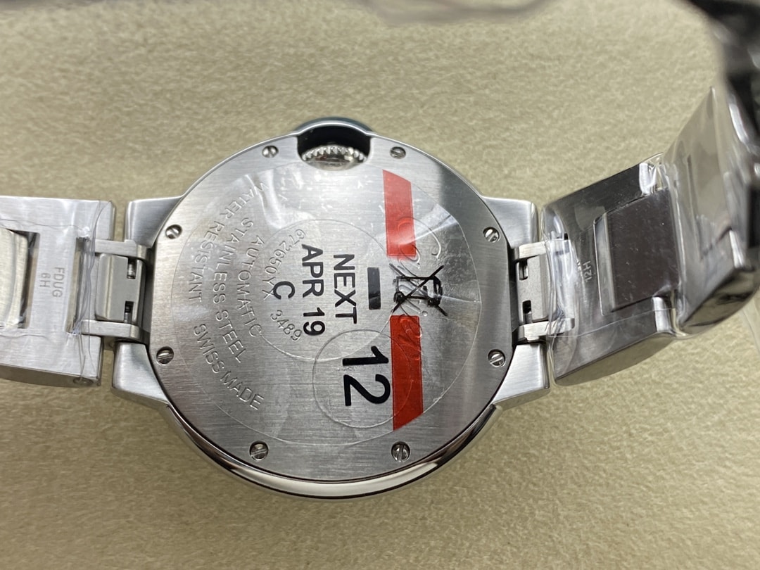 Ballon Bleu de Fake Cartier Watch Steel Diamond Bezel 33mm Blue Silver Dial W4BB0028(1:1 replica)