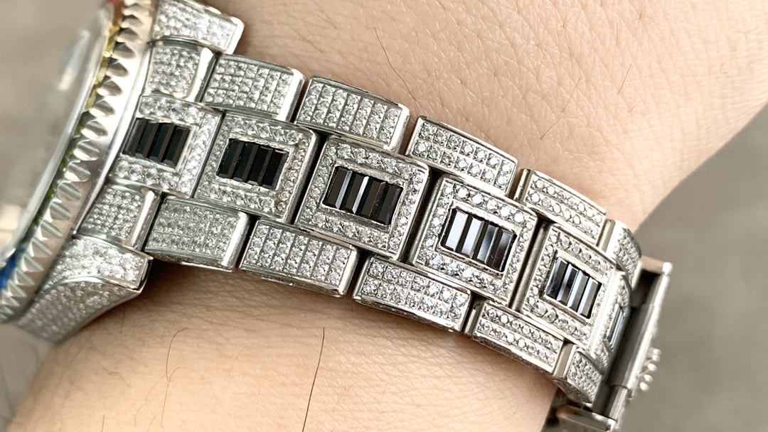 Rolex Submariner Special Diamonds - Iridescent Diamonds - All Diamonds - 40mm(1:1 replica)