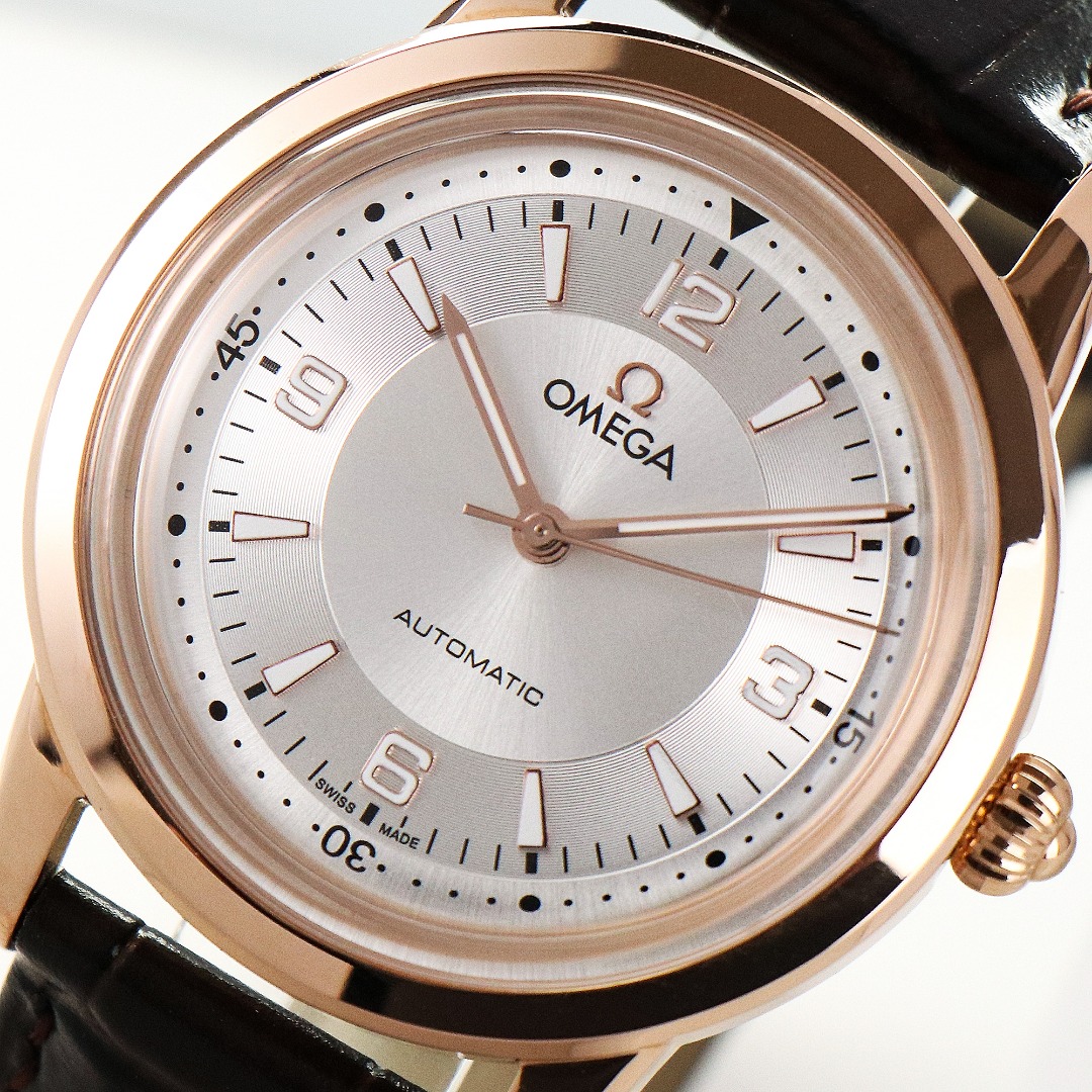 Omega Seamaster Series Mechanical Watch 40mm Italian Imported Calfskin Black Leather(1:1 replica)