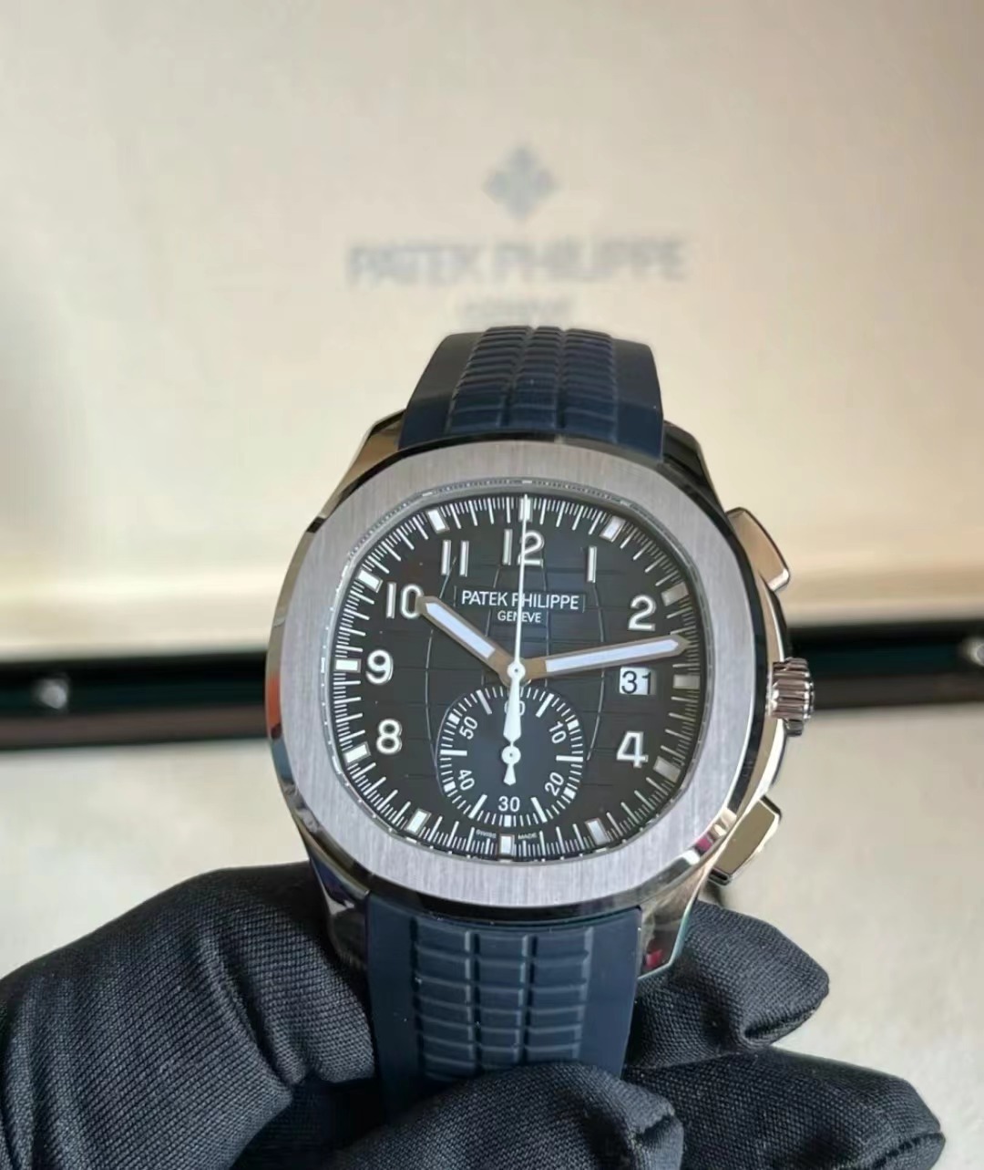 PATEK PHILIPPE AQUANAUT 120m Waterproof Automatic Mechanical Movement Composite Waterproof Material Strap 42.2mm Men's Blue 5968G-001(1:1 replica)