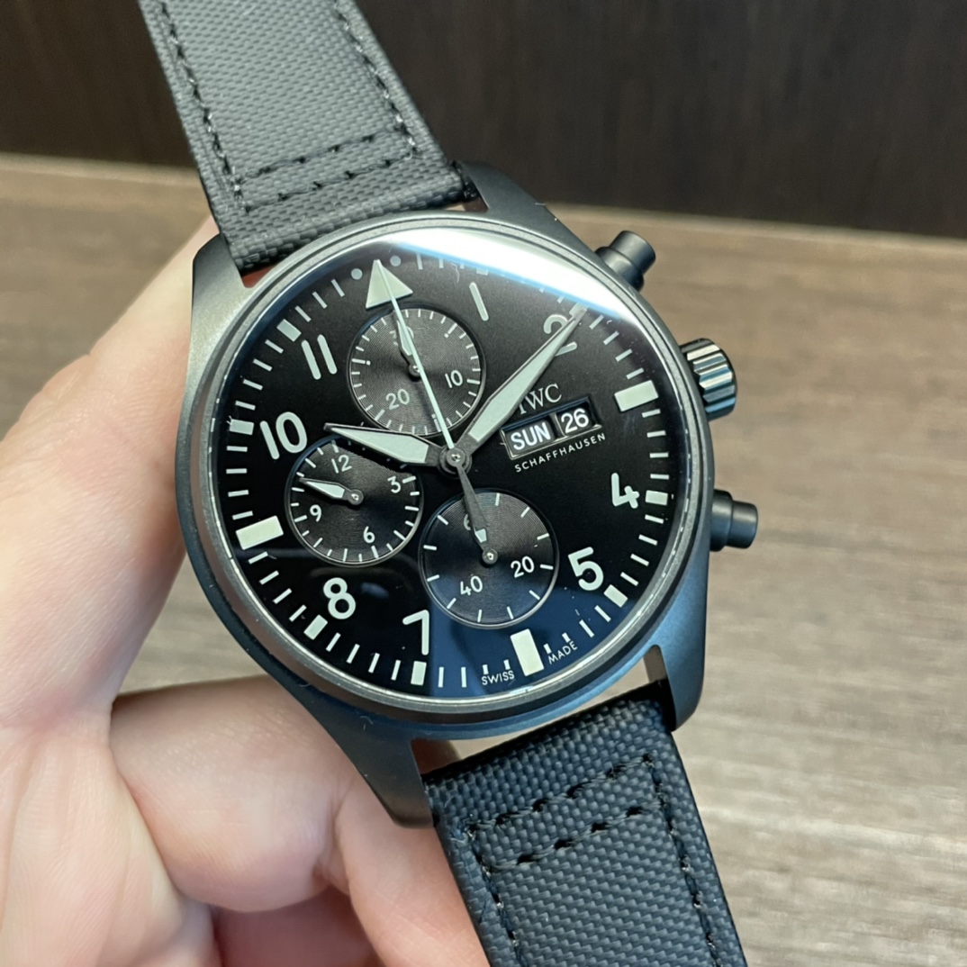 IWC Pilot's Watch Men's(1:1 replica)