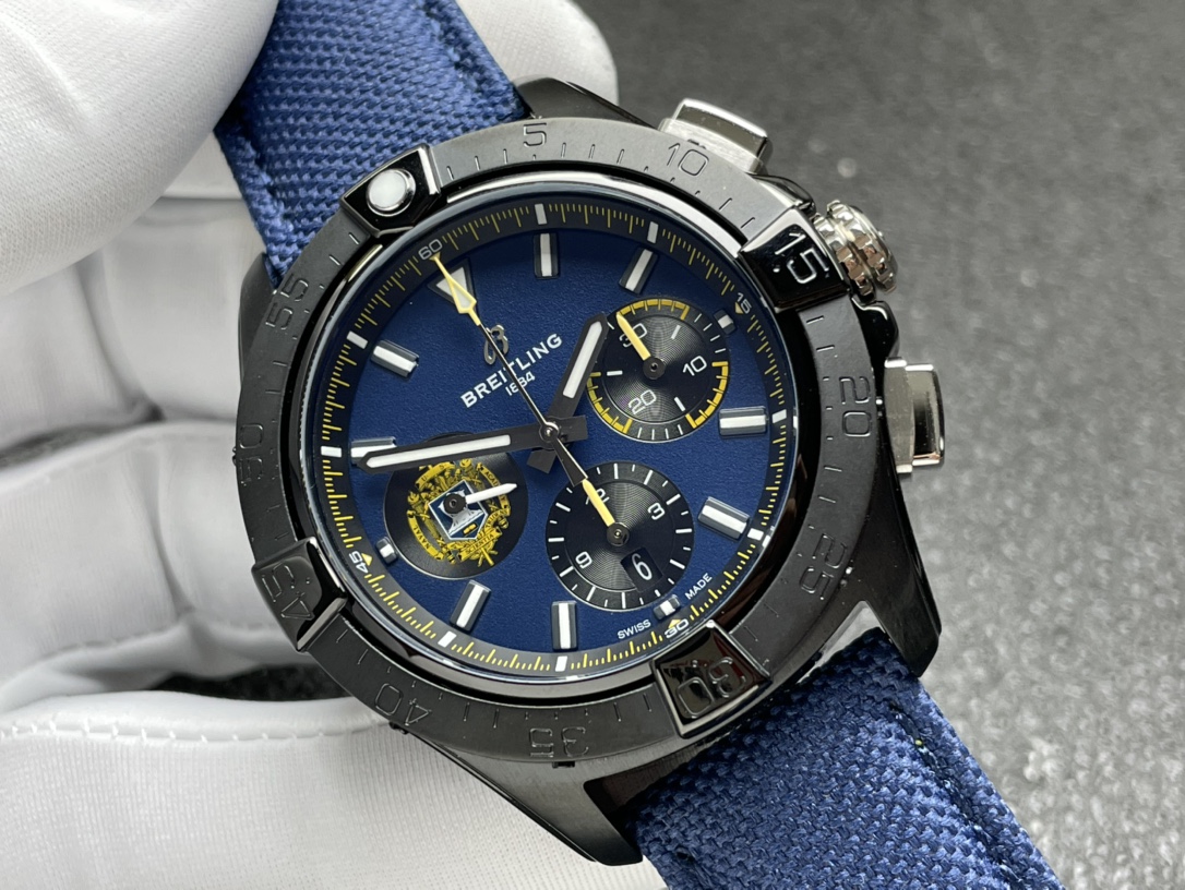 Breitling BLS Avenger Chronograph Series(1:1 replica)