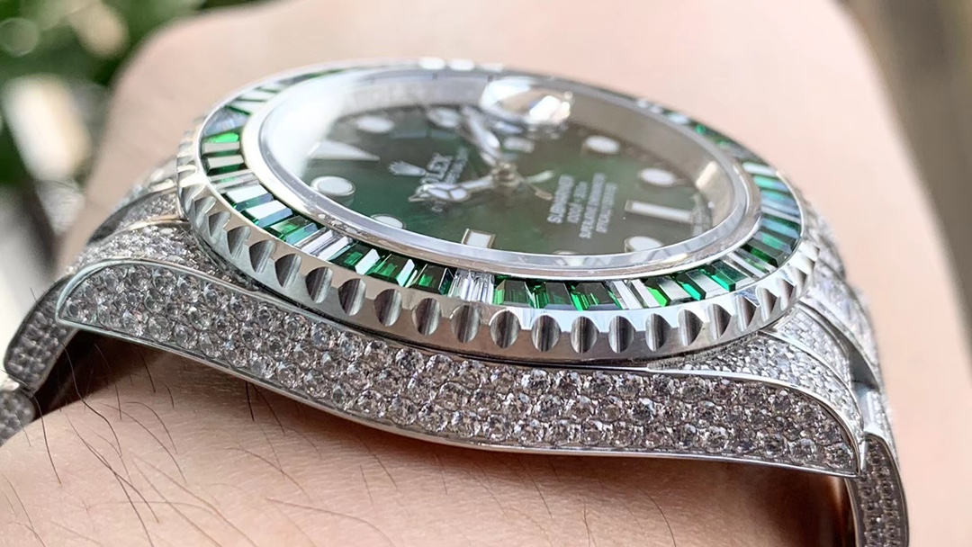 Rolex Submariner Special Diamonds - Green Diamonds - All Diamonds - 40mm(1:1 replica)