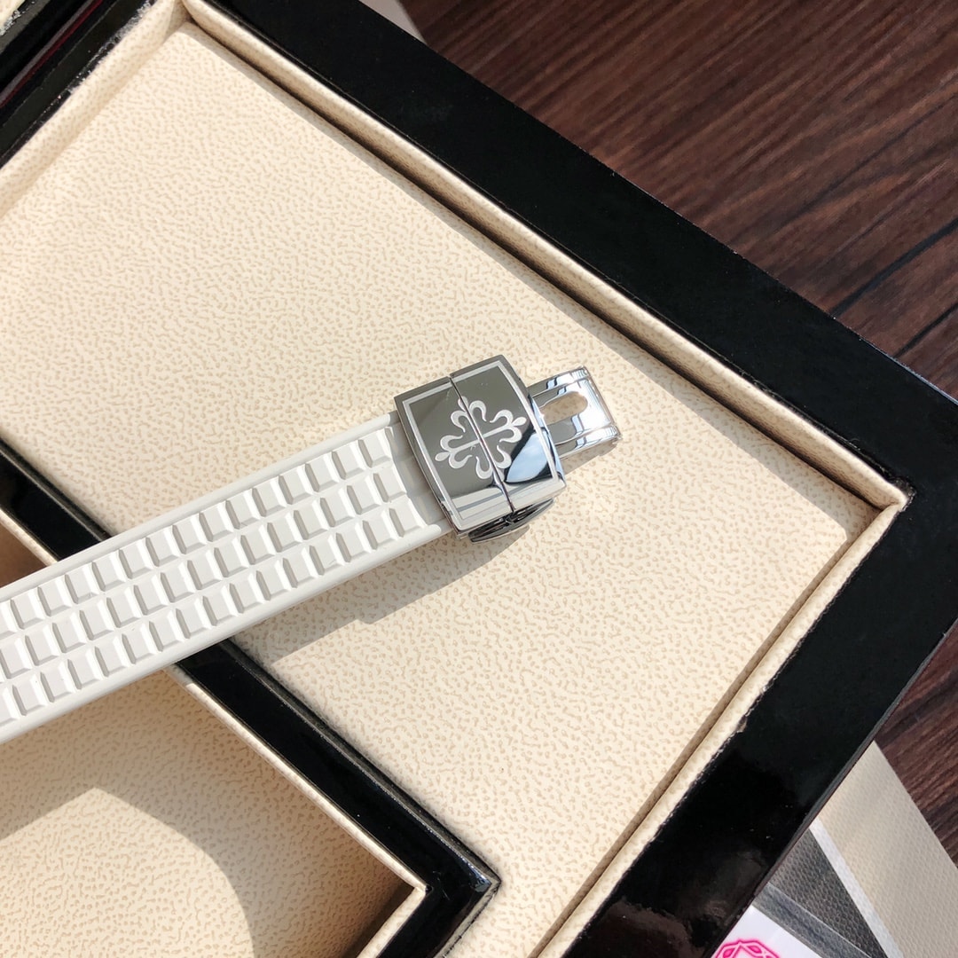 Fake Patek Philippe Replica Watch Aquanaut Ladies Stainless Steel Composite 5067A-024 TWF(1:1 replica)