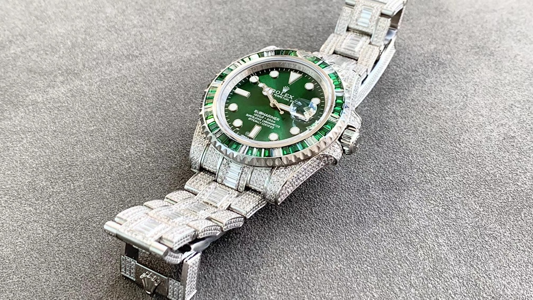Rolex Submariner Special Diamonds - Green Diamonds - All Diamonds - 40mm(1:1 replica)