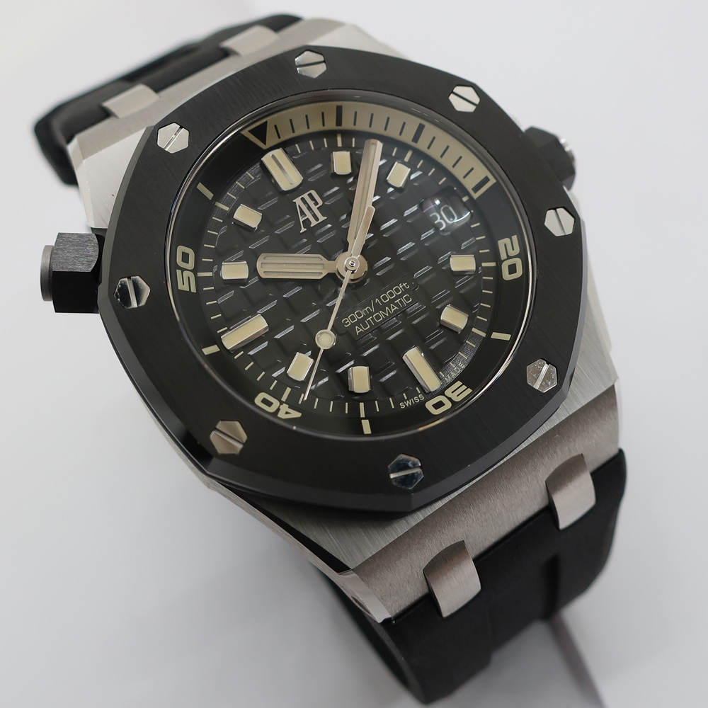 Audemars piguet Royal Oak Offshore Series 15720CN.OO.A002CA.01(1:1 replica)