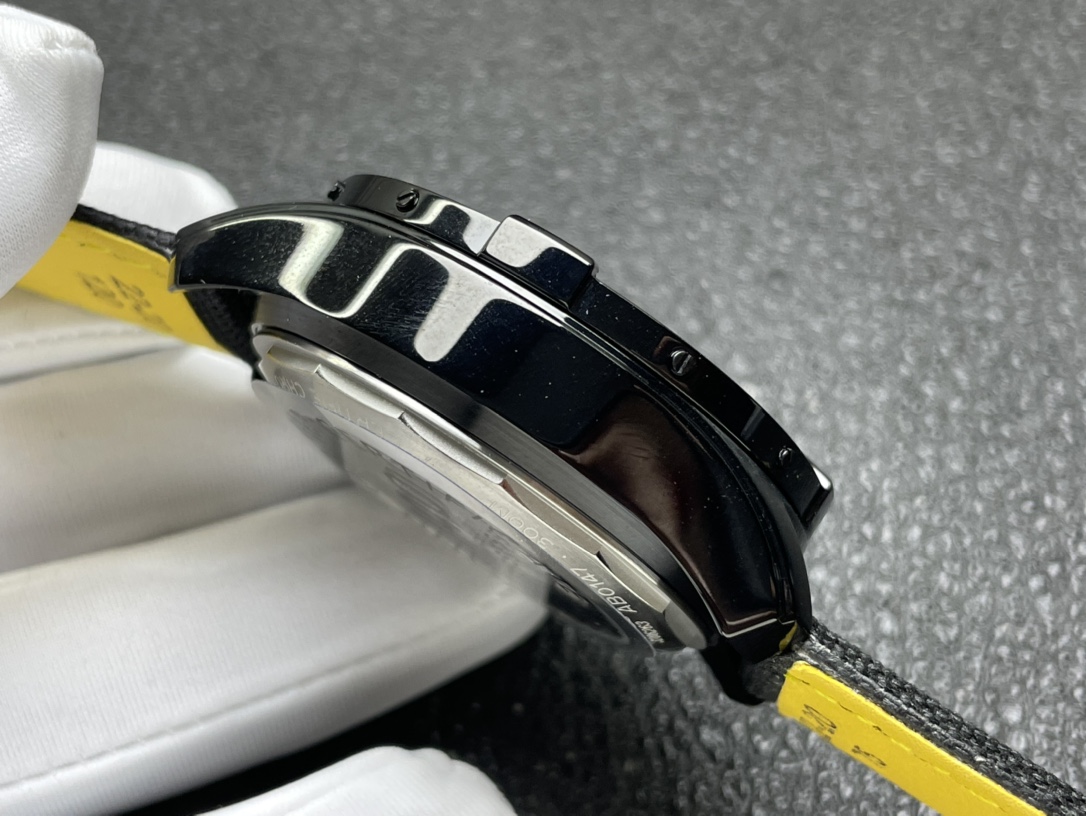 Breitling BLS Avenger Chronograph Series(1:1 replica)