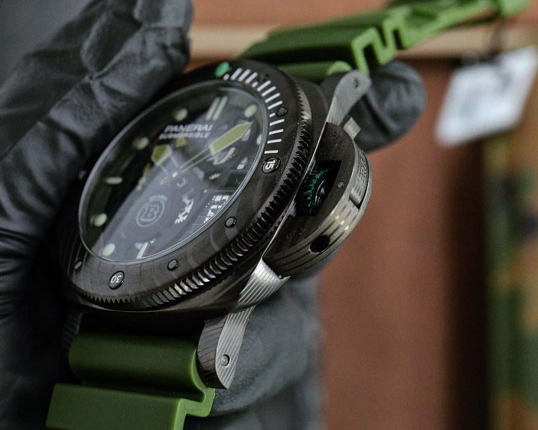 Panerai SUBMERSIBLE BMG-TECH™ ─ 47mm(1:1 replica)
