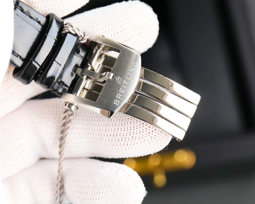 Breitling Navitimer B01 Chronograph 43(1:1 replica)