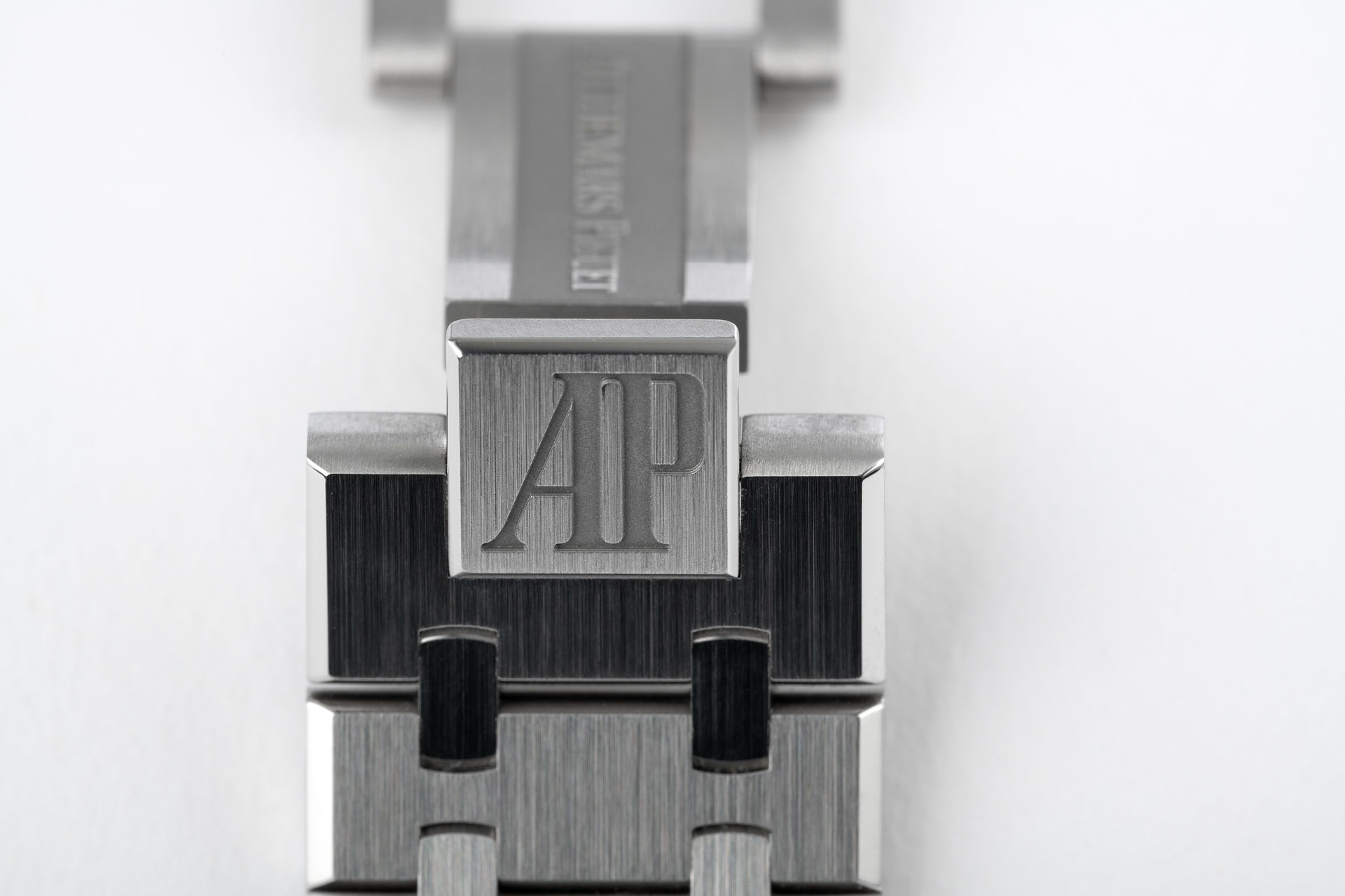 Audemars Piguet Royal Oak Self Winding  Men's Watch  15400ST.OO.1220ST.03(1:1 replica)